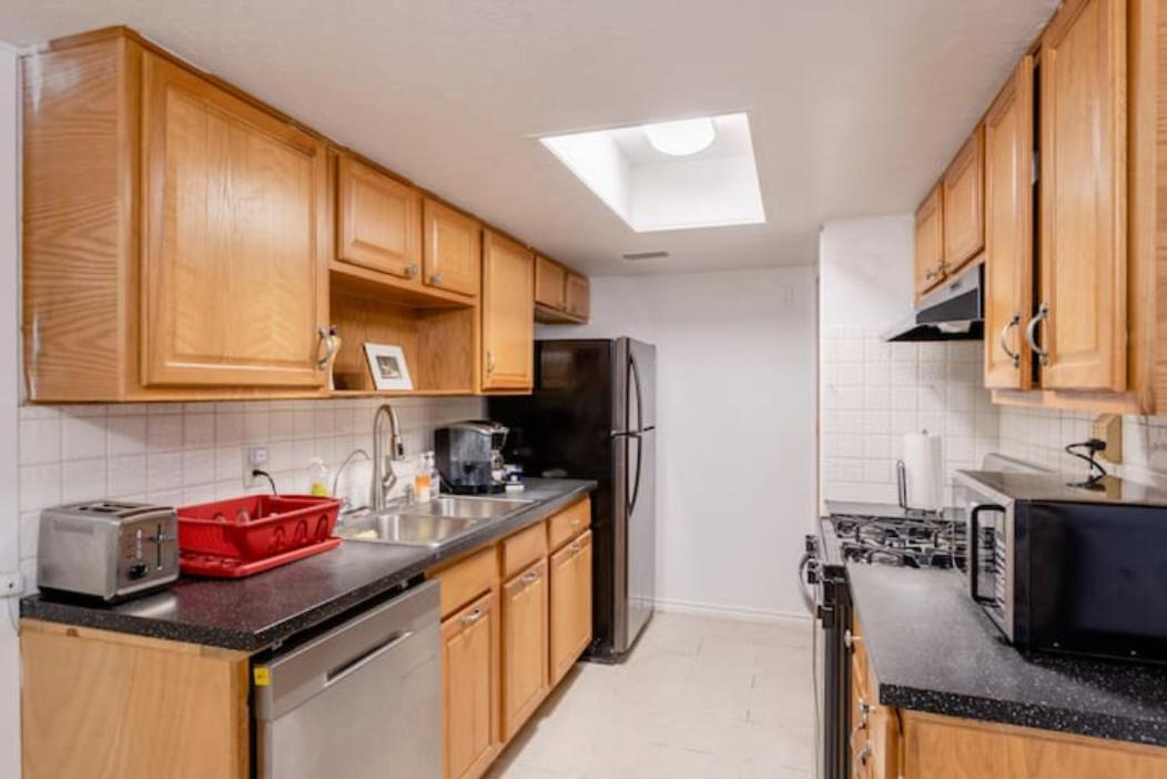 Oasis 3 Near Dfw Airport With Mediterranean Setting Ирвинг Экстерьер фото